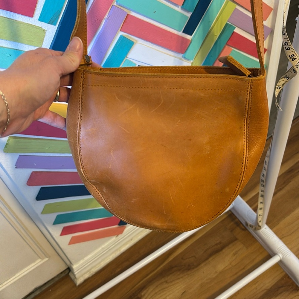 Leather crossbody bag